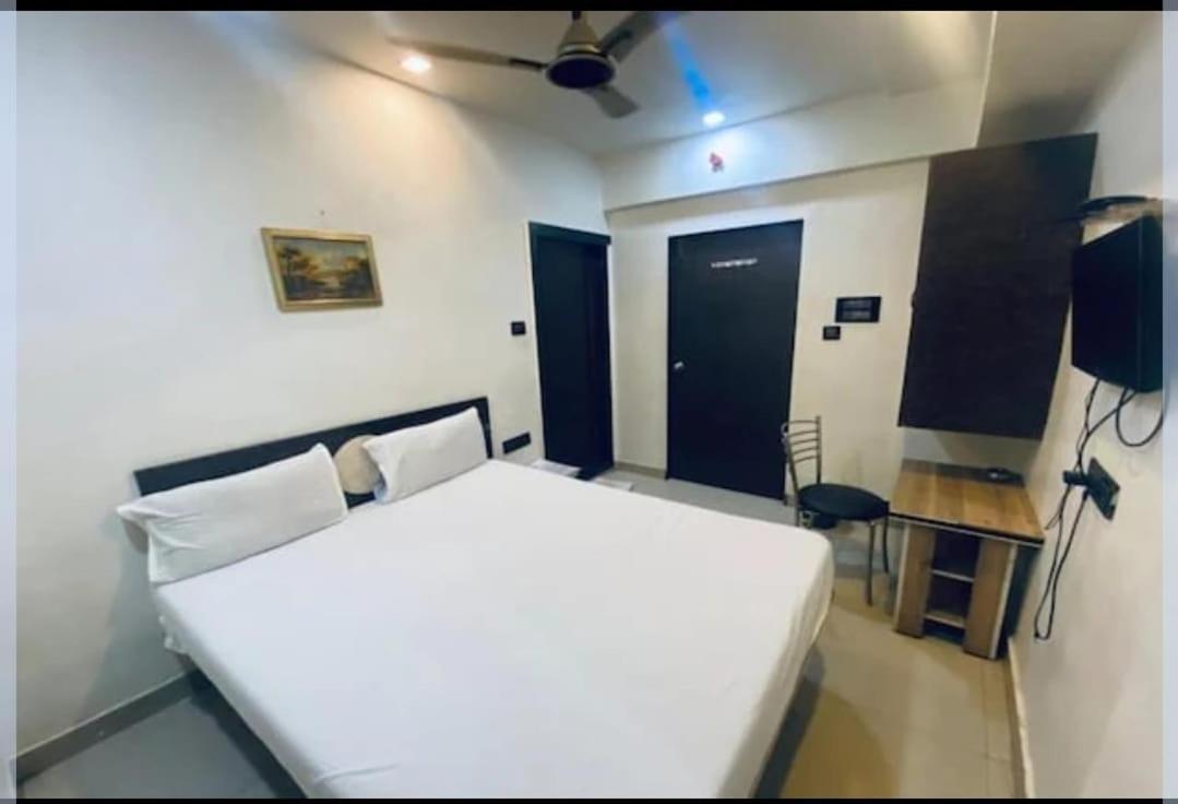 Shubham Residency Mahape Hotel Navi Mumbai Exterior photo